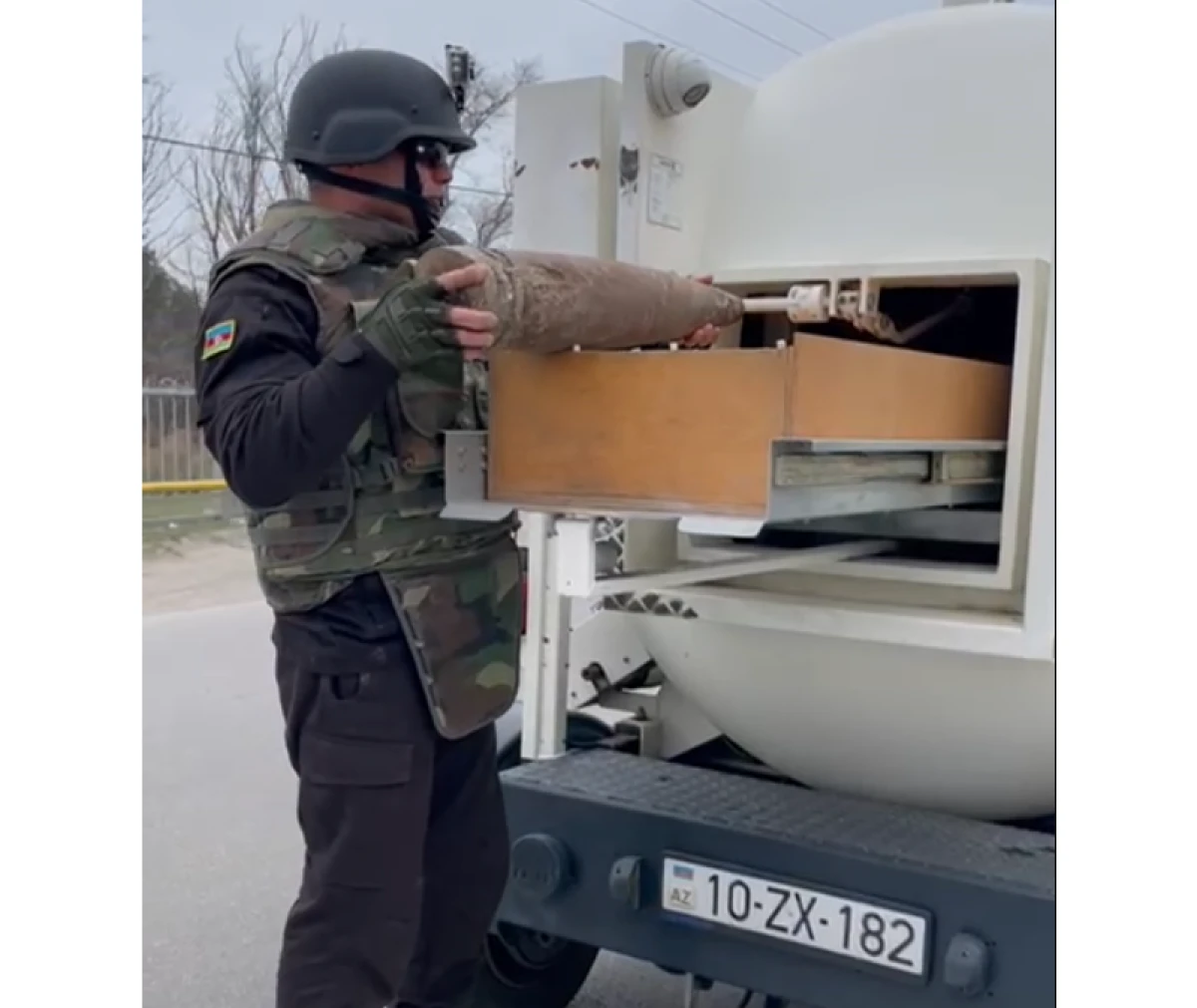 Sumqayıtda top mərmisi tapıldı - FOTO — 1