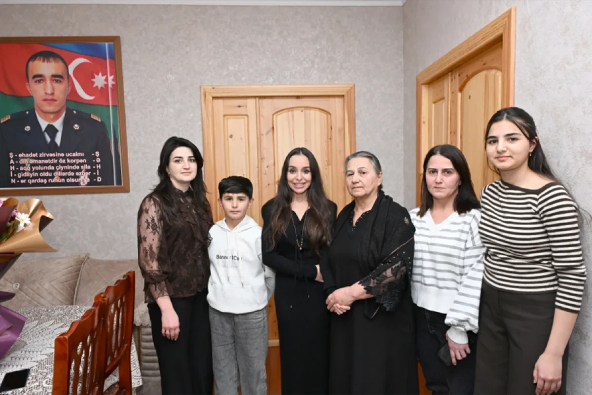 Leyla Əliyeva Vətən Müharibəsi Qəhrəmanı Şahin Allahyarovun ailəsini ziyarət etdi