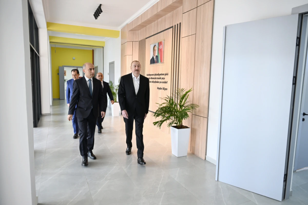 Prezident İlham Əliyev Lənkəran Dövlət Peşə Təhsil Mərkəzinin açılışında iştirak etdi — 7