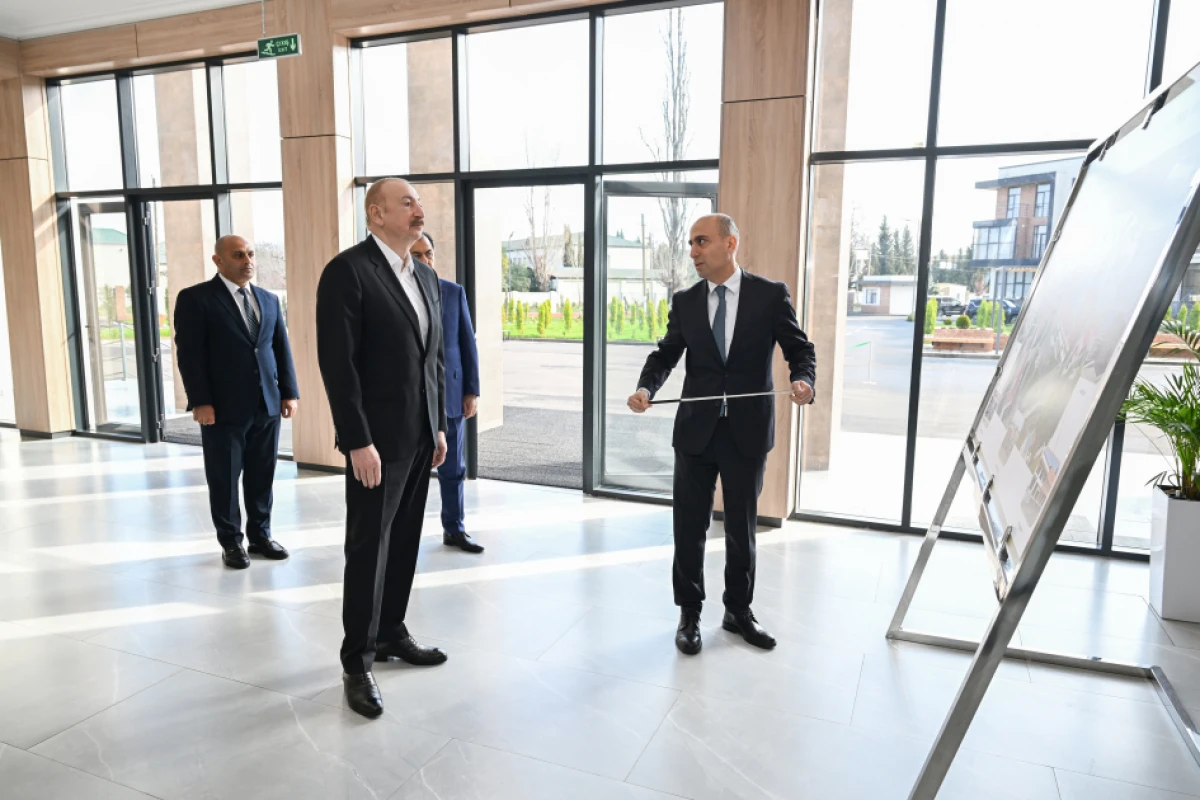 Prezident İlham Əliyev Lənkəran Dövlət Peşə Təhsil Mərkəzinin açılışında iştirak etdi — 9