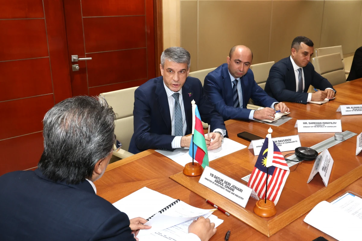 Azərbaycan ilə Malayziya arasında iqtisadi əlaqələr müzakirə olundu