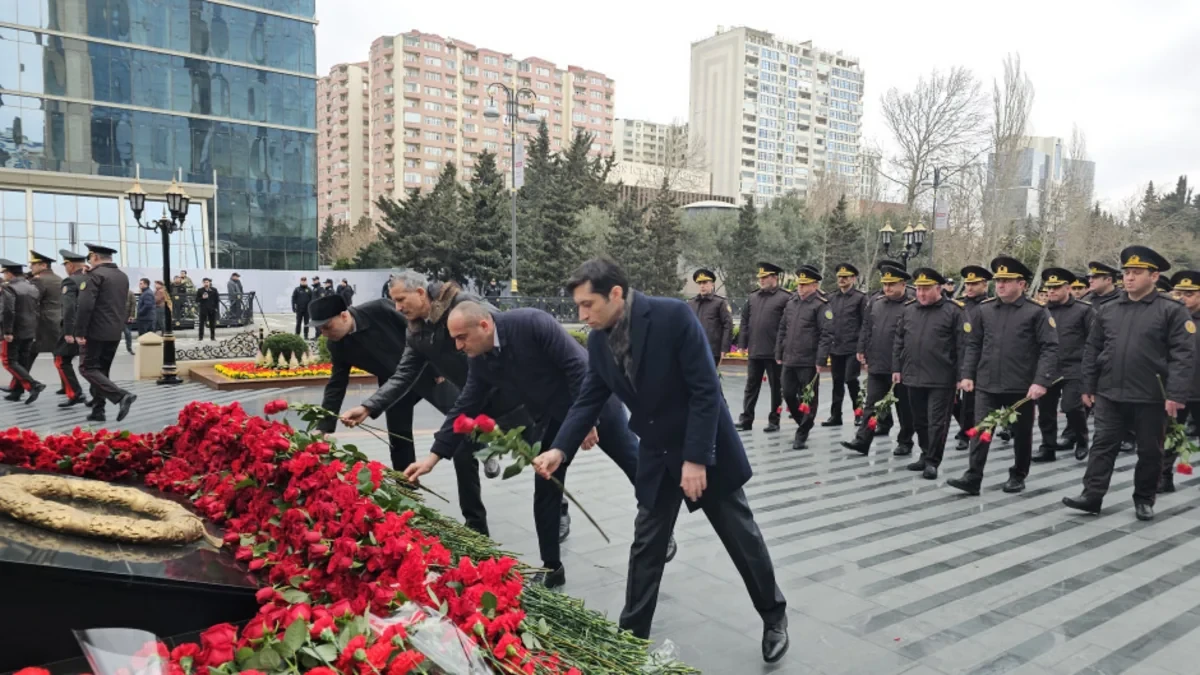 FHN kollektivi Xocalı soyqırımı abidəsini ziyarət etdi — 1