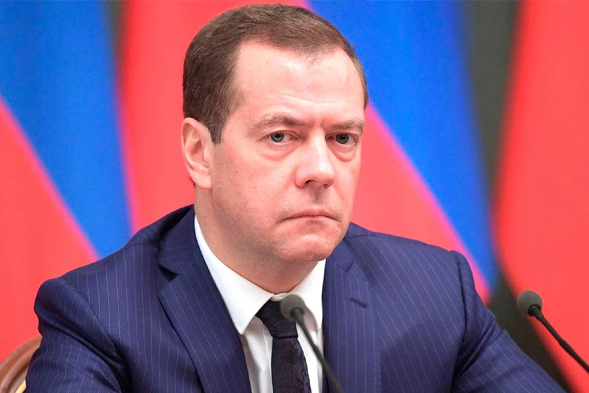 Medvedev: "ABŞ–İran münaqişəsinin taleyi səbrdən asılıdır"