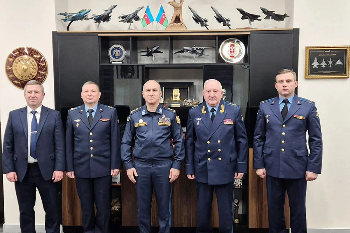 “Generallar əliboş gəlməyiblər”... — Qrexovun səfərinin PƏRDƏARXASI