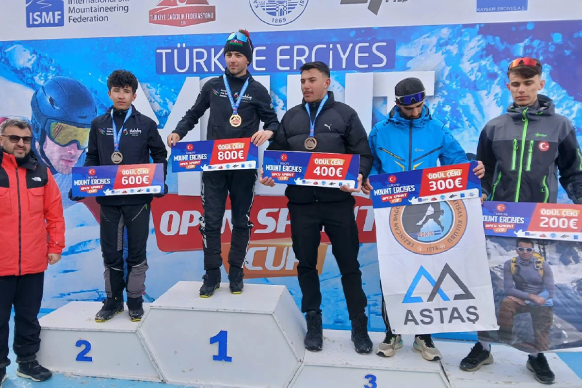 Kayseridə möhtəşəm nəticə: Azərbaycanlı yeniyetmədən qızıl!