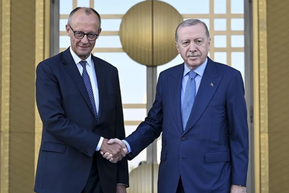 Ərdoğan və Merts İrana qarşı hücumları müzakirə etdilər
