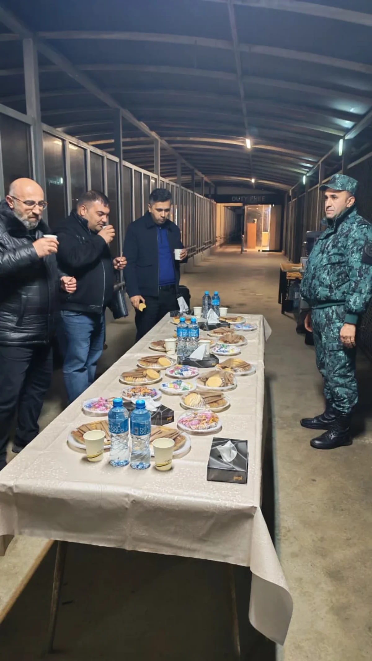 Azərbaycan vasitəsilə İrandan 615 nəfər təxliyə olundu — 5