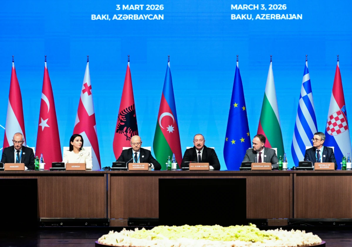 Prezident CDQ-nin Məşvərət Şurası çərçivəsində nazirlərin 12-ci iclasında iştirak etdi - YENİLƏNDİ — 2