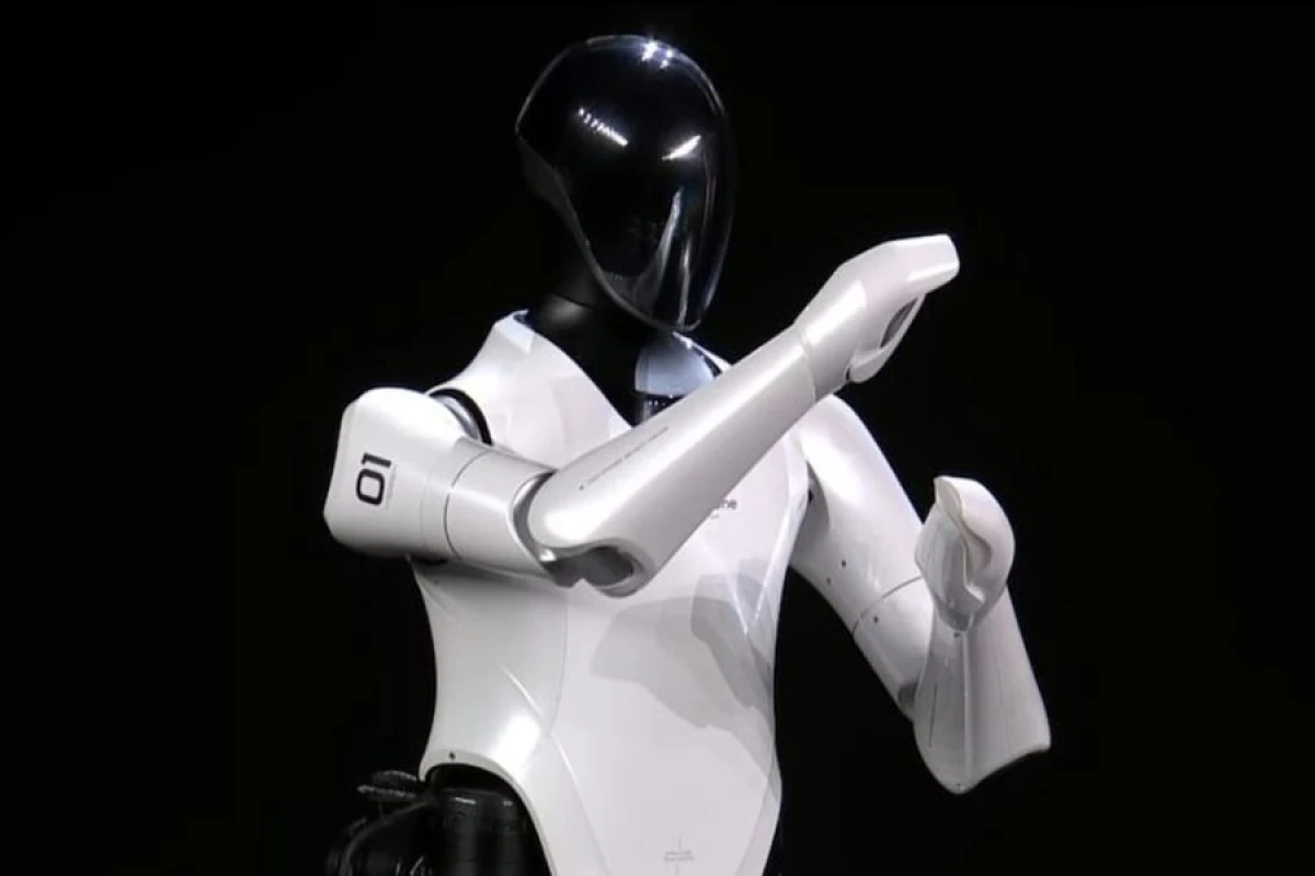 "Xiaomi" humanoid robotu sınaqdan keçirdi