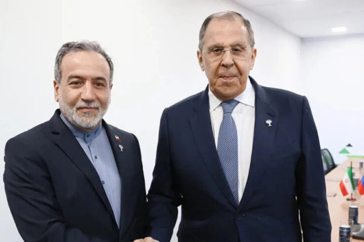 Lavrov Əraqçi ilə ABŞ və İsrailin İrana zərbələrini müzakirə etdi