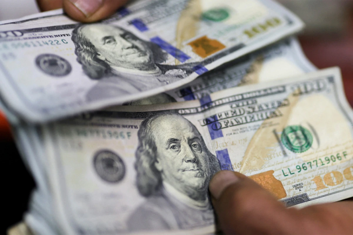 Dollar bahalaşır? – Son məzənnə