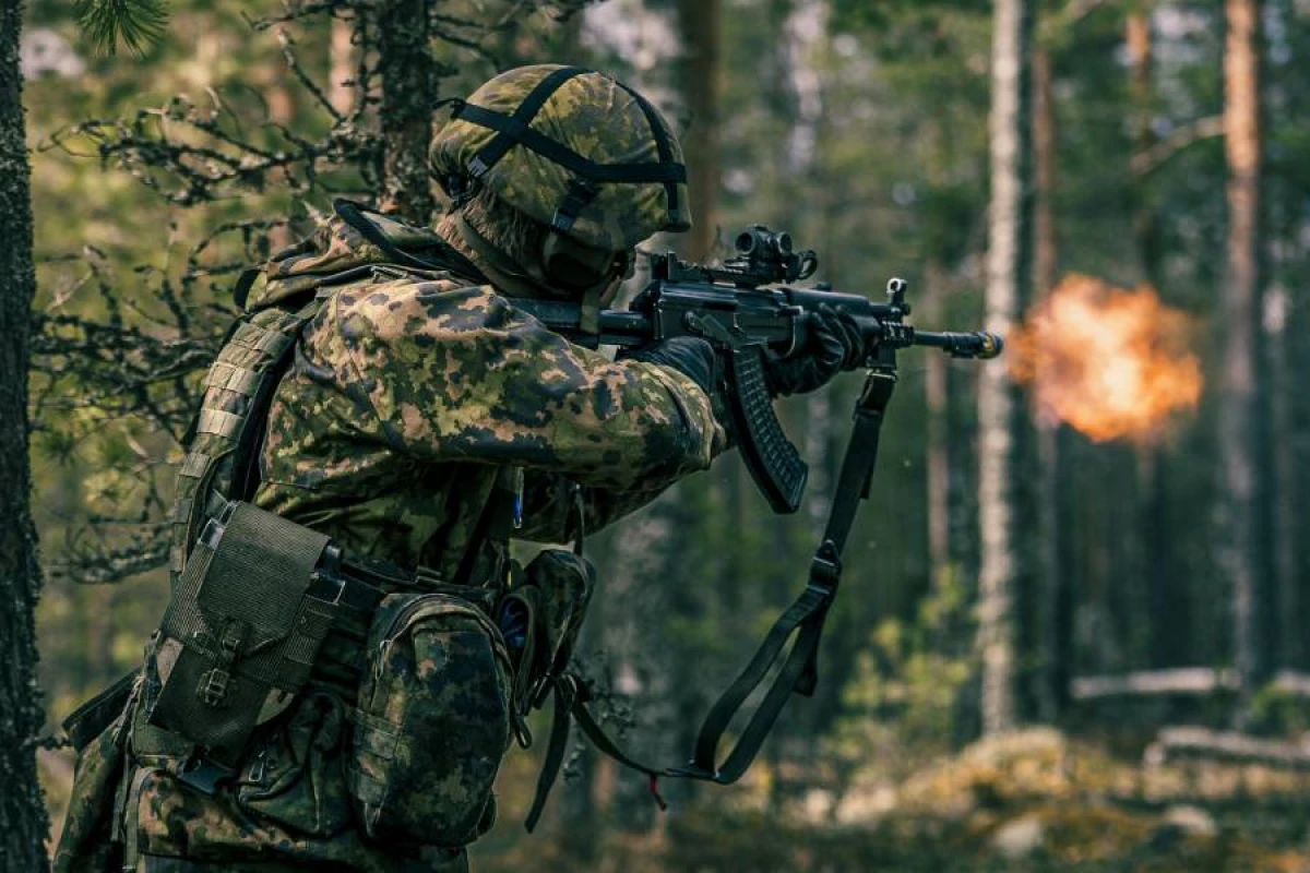 Finlandiya hərbi müdafiəsində maneələri aradan qaldırır