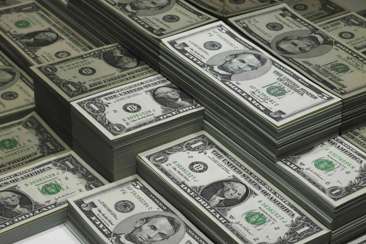 Dollar bahalaşır? Mərkəzi Bank açıqladı...