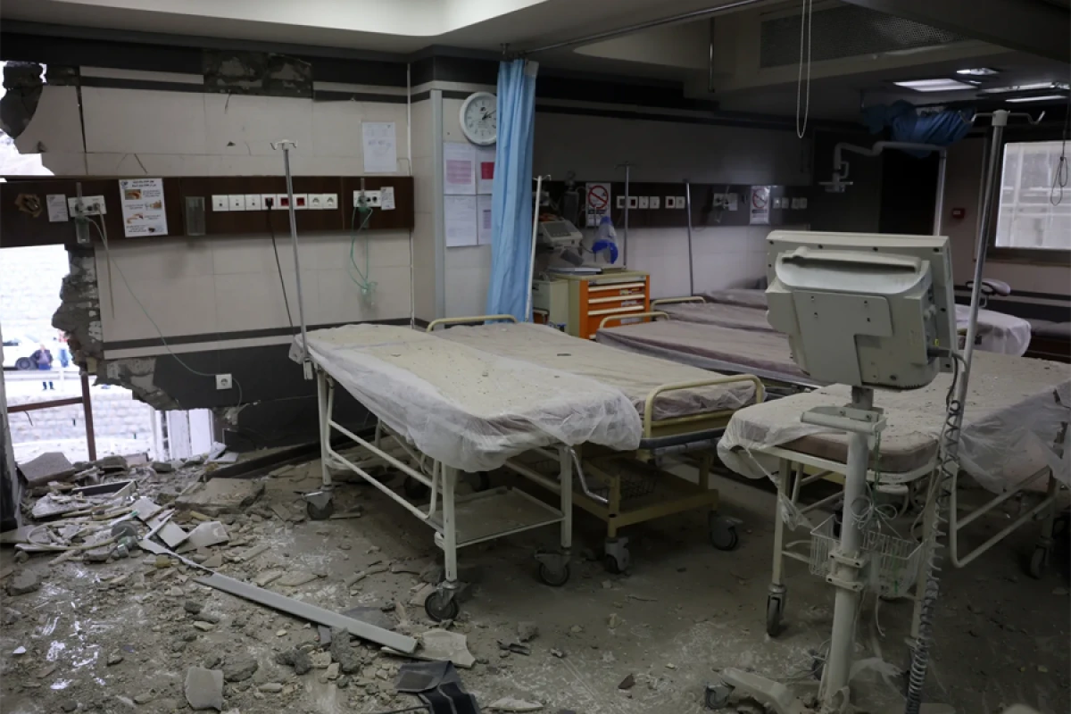 ÜST: İranda 13 tibb müəssisəsi hücuma məruz qalıb