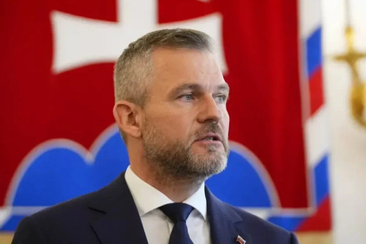 Slovakiya Prezidenti İranın Naxçıvana hücumunu pislədi
