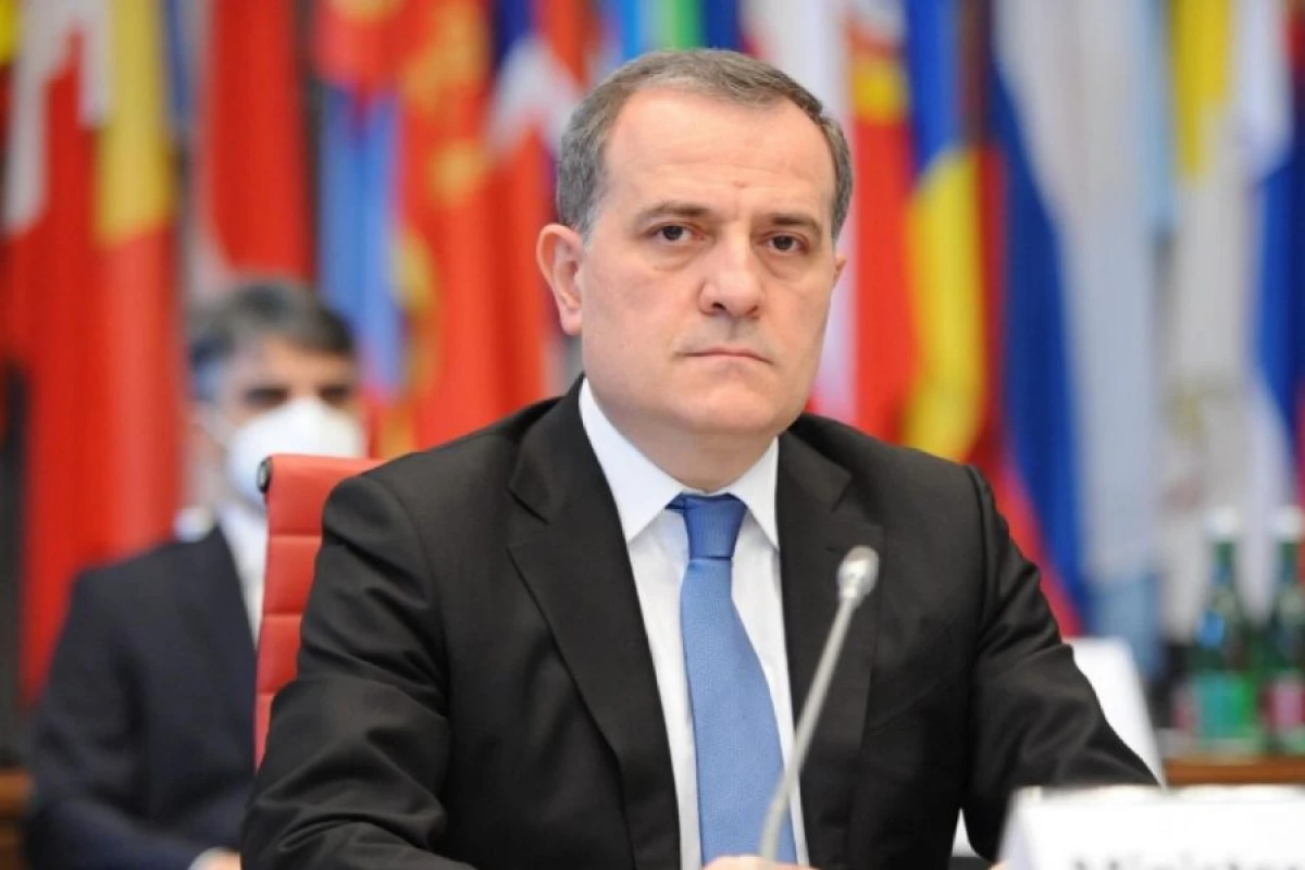 Ceyhun Bayramov Türkiyəyə getdi