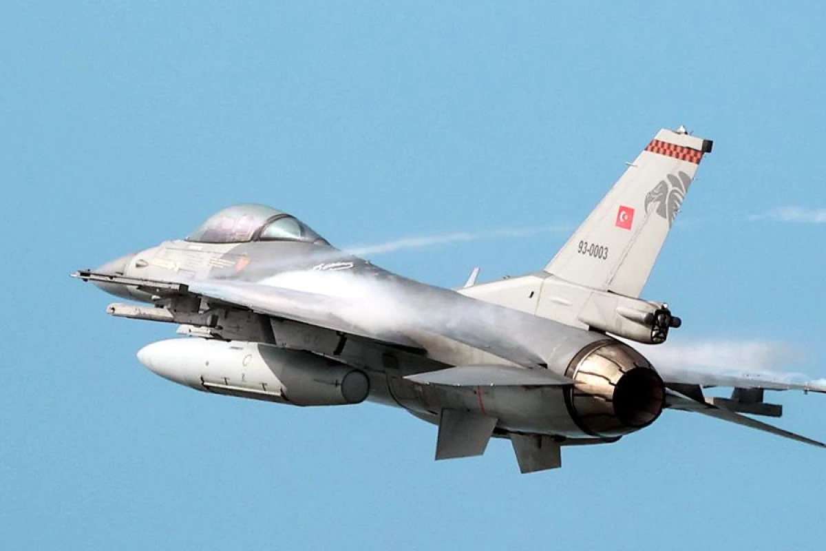 Türkiyə Şimali Kiprə "F-16" göndərəcək