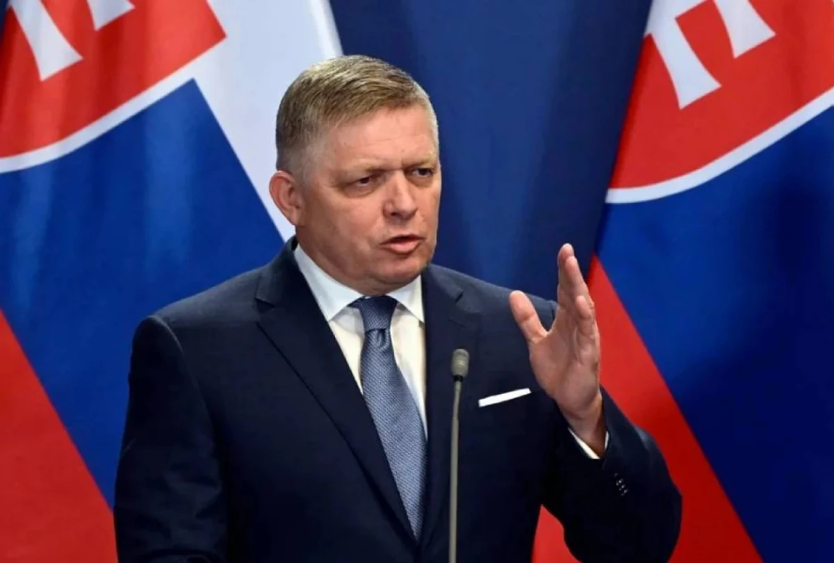 Fitso: "Slovakiya Aİ-nin Ukraynaya kredit verməsini bloklamağa hazırdır"