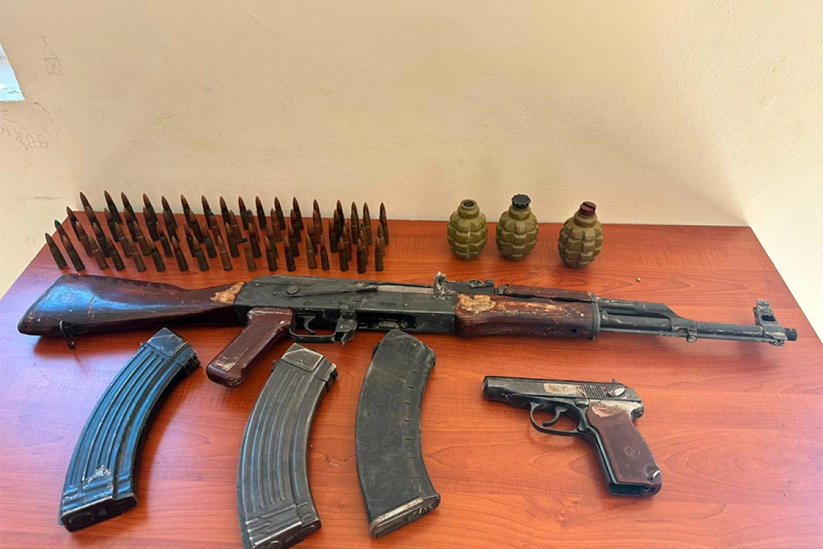 Polis 5 qumbara və 91 ədəd müxtəlif çaplı patron aşkar etdi