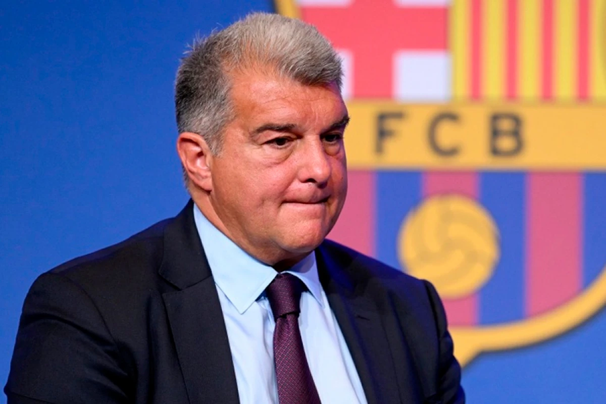 “Barselona”da yeni qalmaqal: Laporta Xavini hədəf aldı