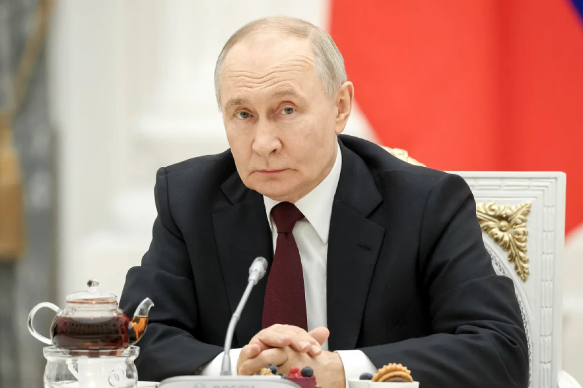 Putin: "Yaxın Şərqdə neft hasilatı yaxın bir ayda dayana bilər"