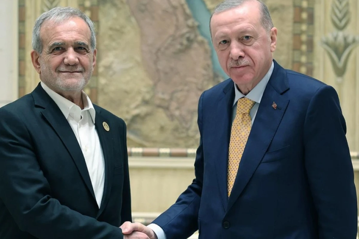 Ərdoğan Pezeşkianla telefonla danışdı