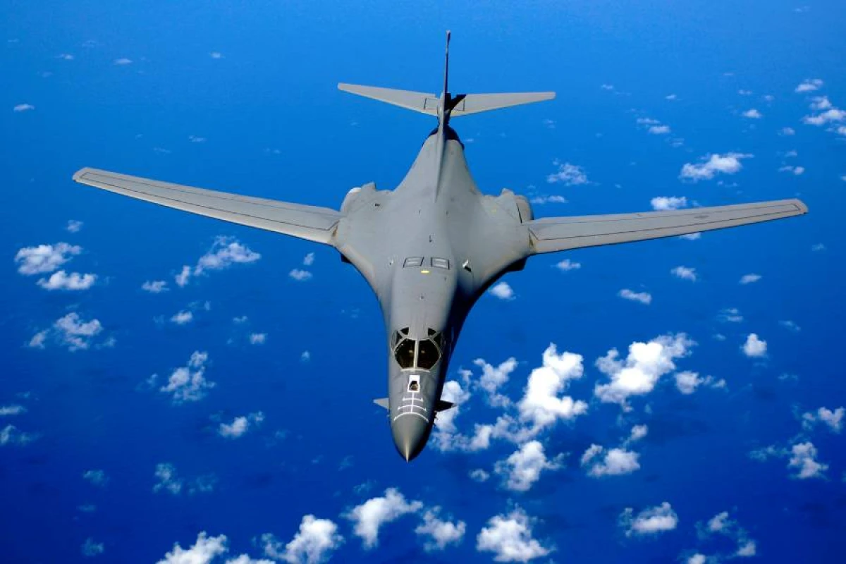 ABŞ Britaniyaya bir qrup bombardmançı təyyarə göndərdi
