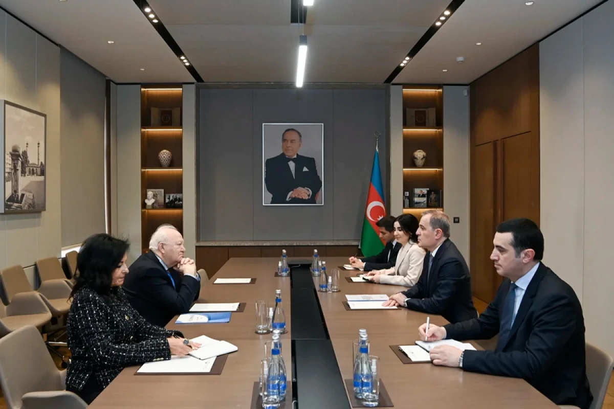 Ceyhun Bayramov Migel Angel Moratinos ilə görüşdü