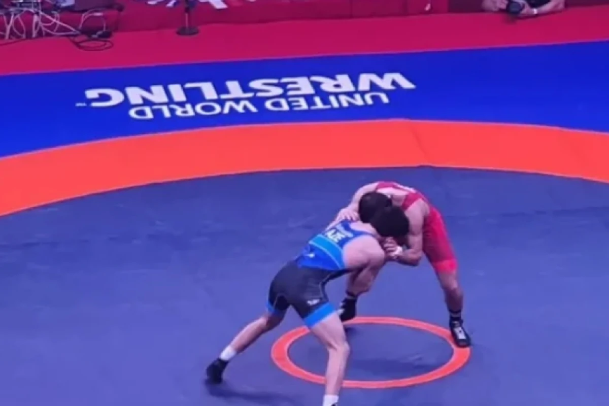 Sərbəst güləşçimiz Avropa çempionatında gümüş medal qazandı