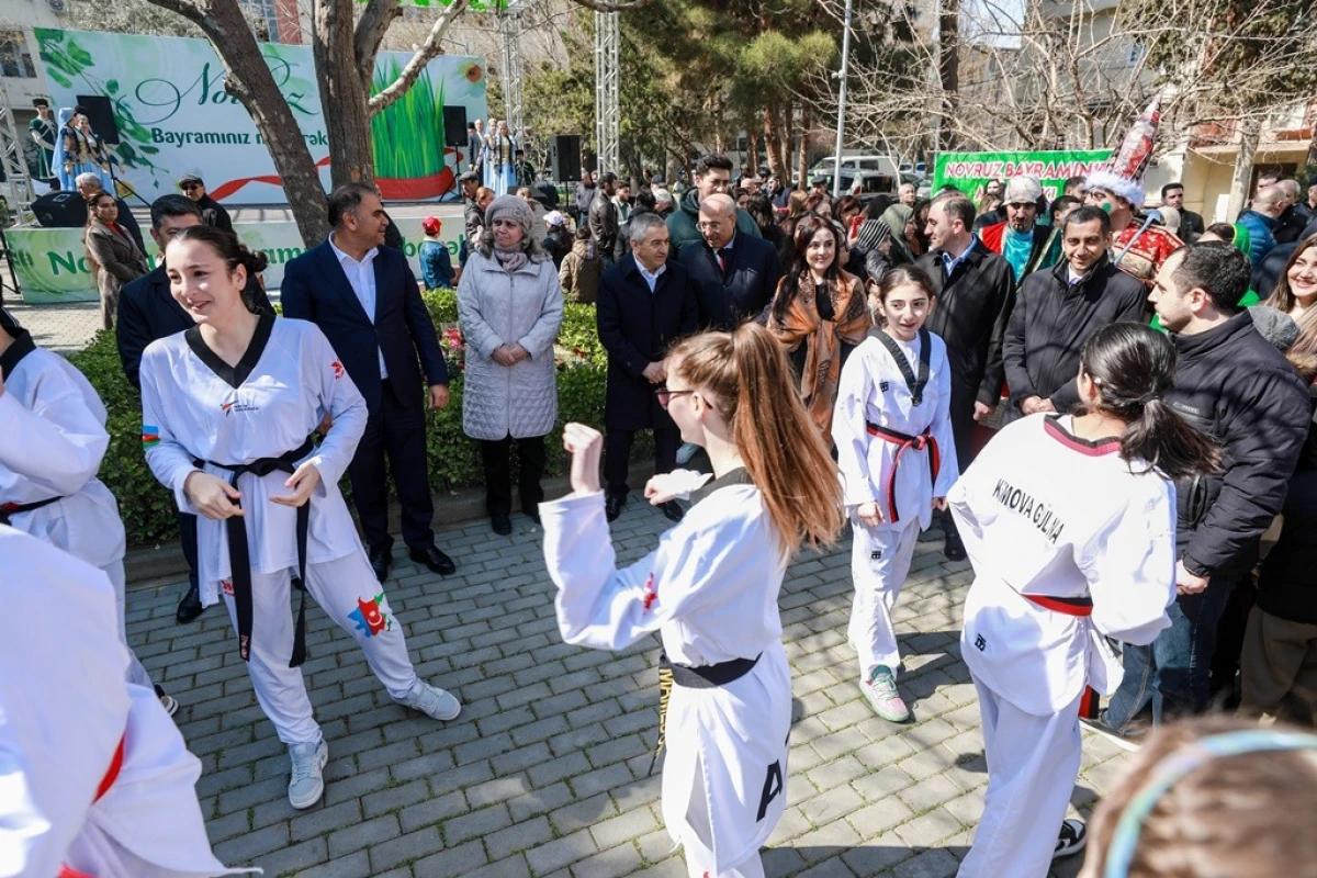 Paytaxtın abad məhəllələrindəki Novruz şənlikləri davam edir — 3