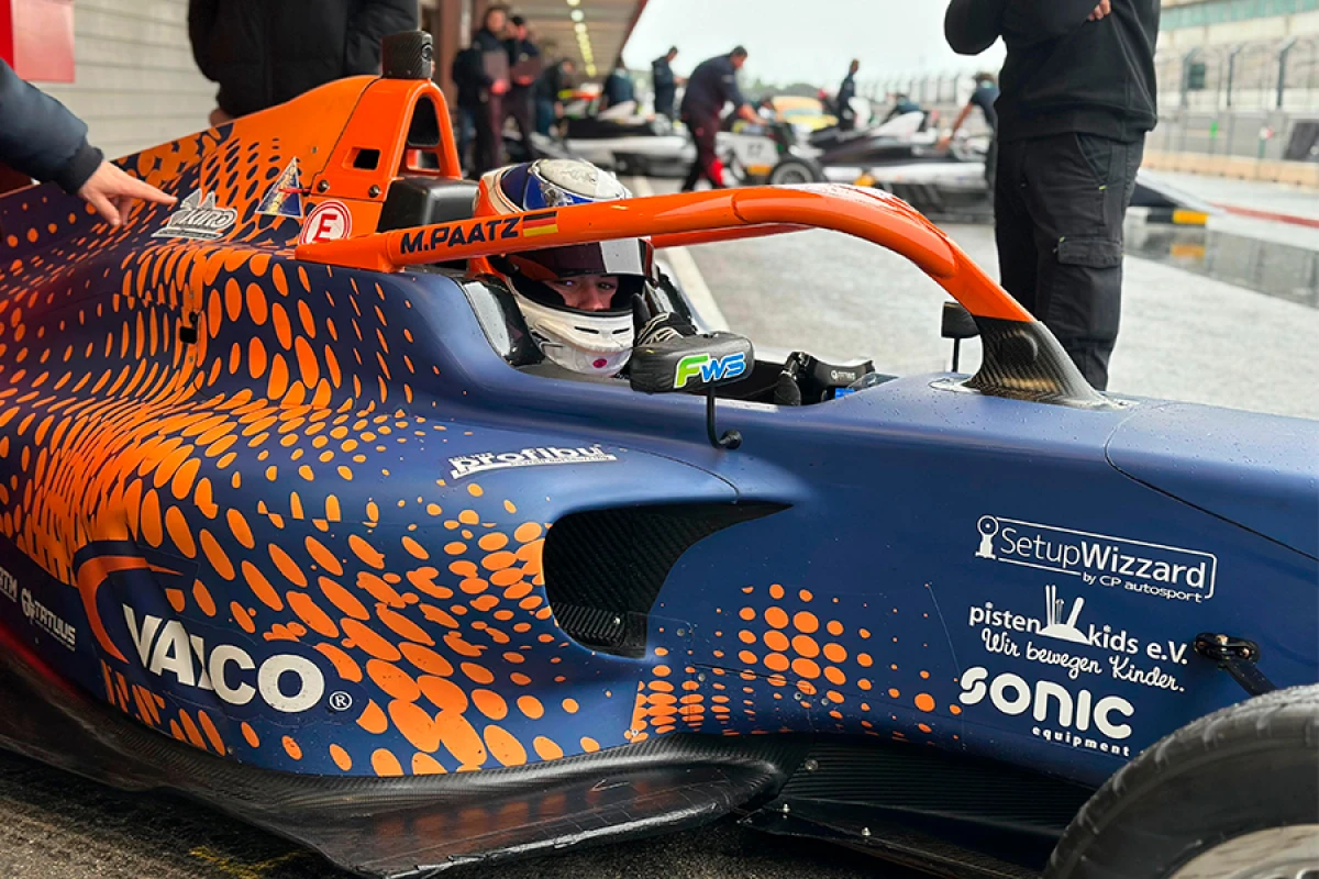 Azərbaycanlı gənc pilot “Formula 4” testlərində diqqət mərkəzində
