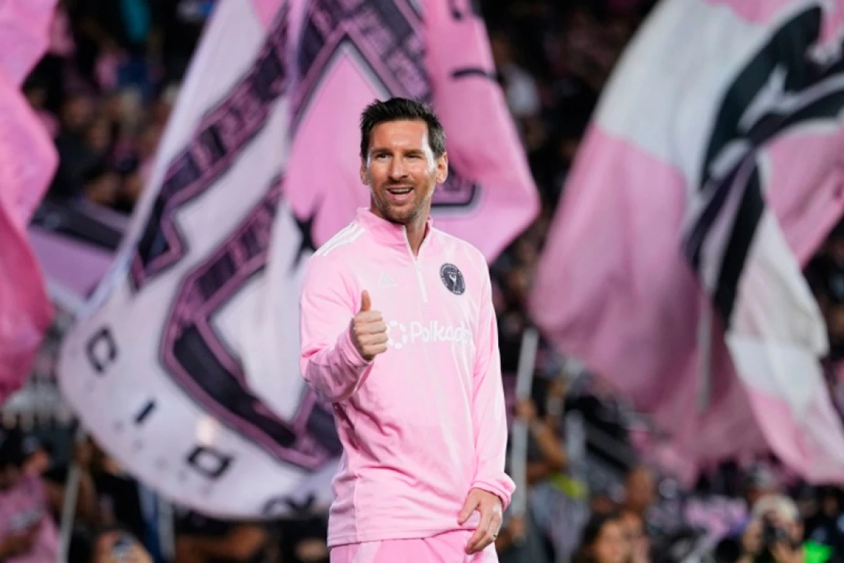 Futbol tarixində yeni zirvə: Messi 900-cü qolunu vurdu