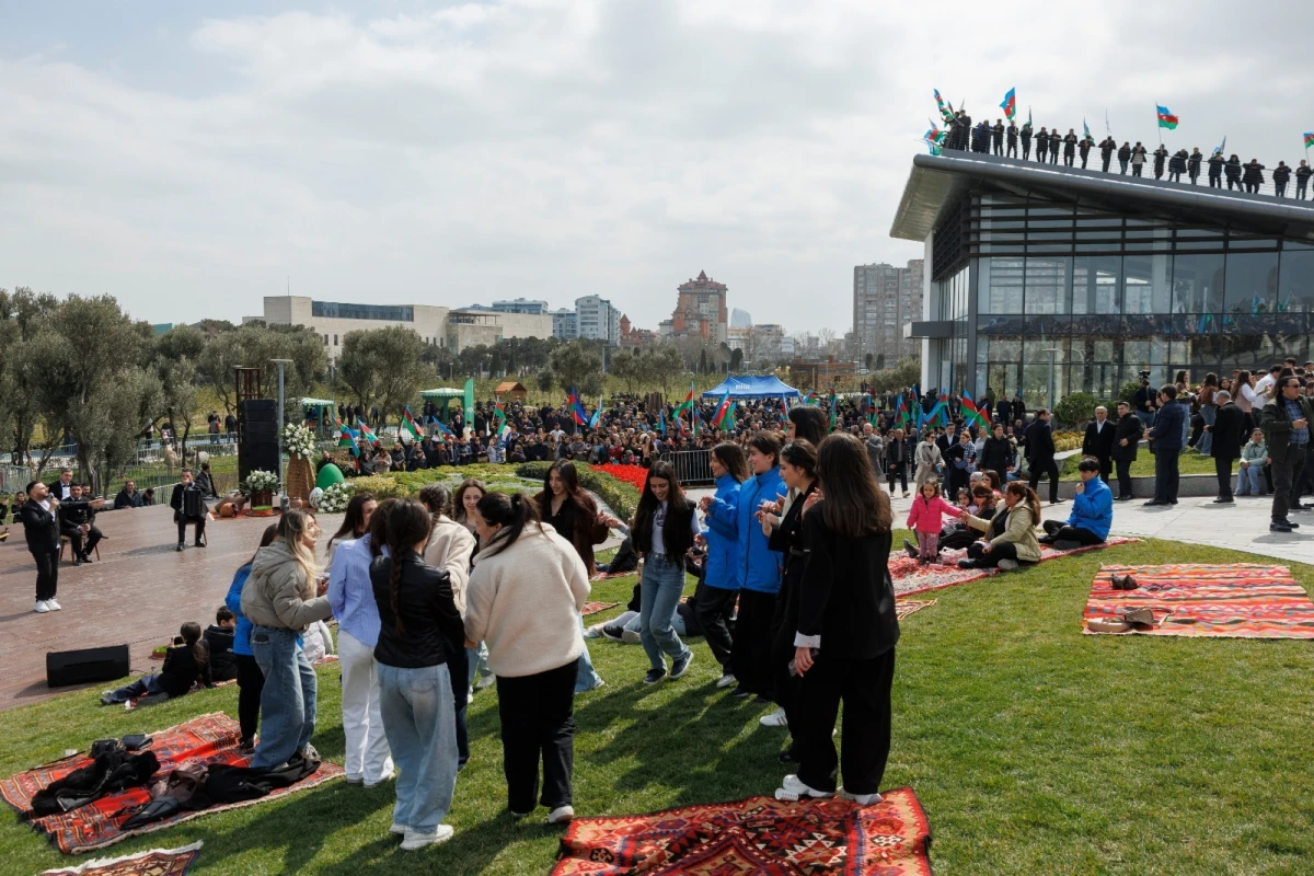 Paytaxtda möhtəşəm Novruz şənliyi — 9
