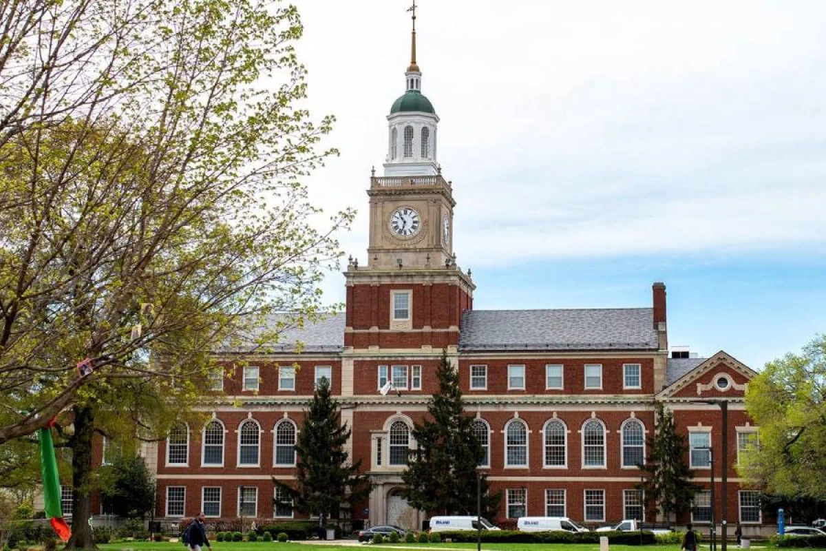 ABŞ hakimiyyəti Harvard Universitetinə qarşı təzyiqi artırır
