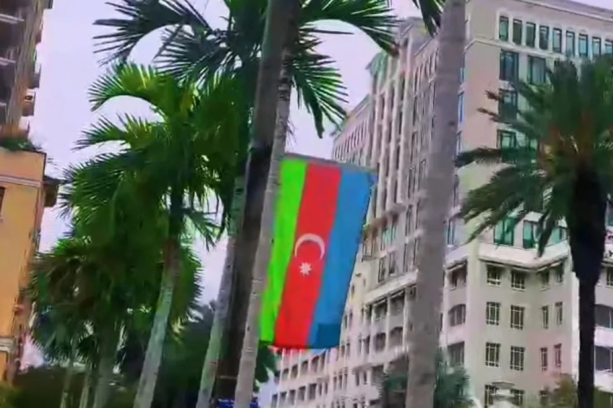 ABŞ-nin Florida ştatının məşhur küçəsində Azərbaycan bayrağı ucaldıldı