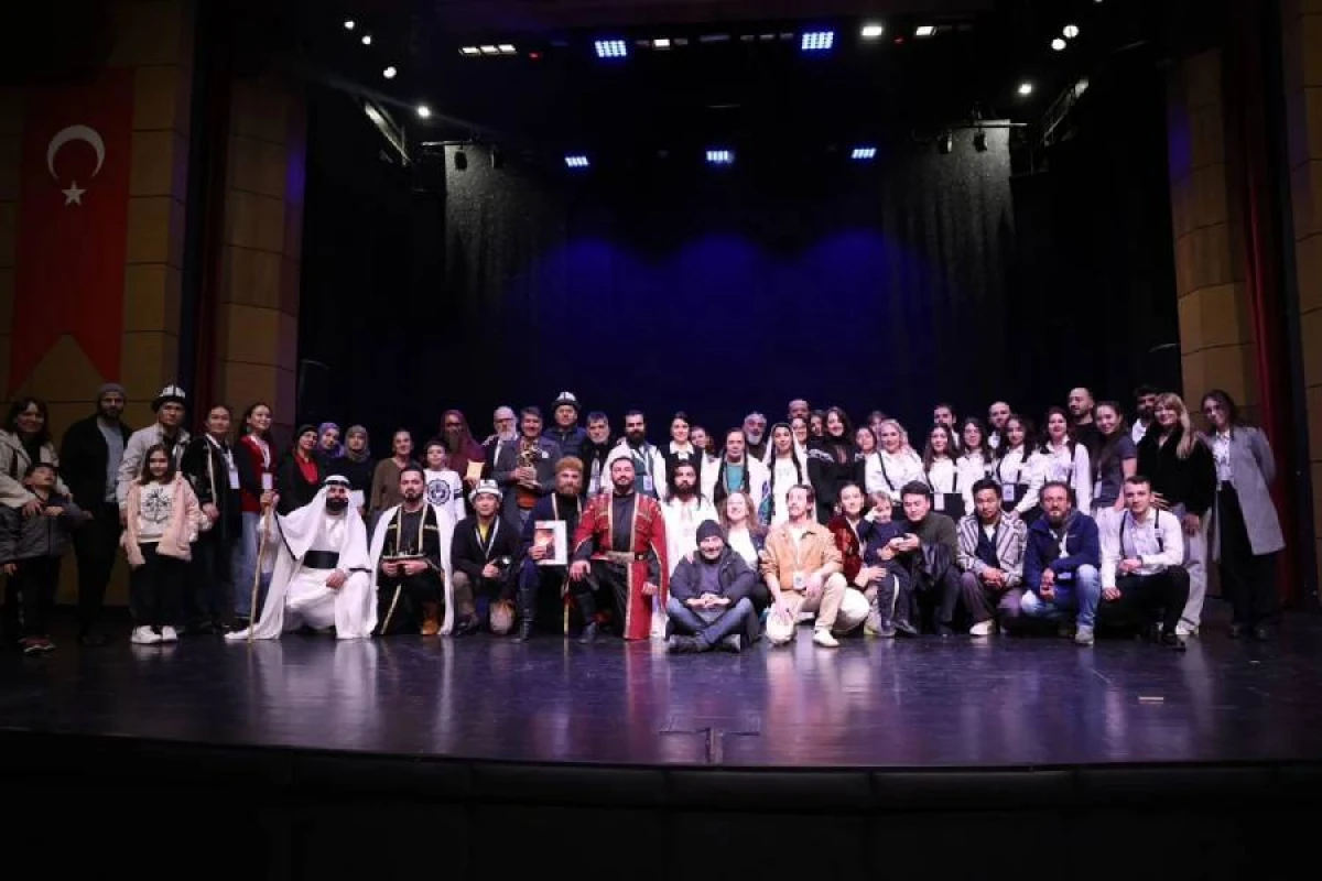 Naxçıvan Dövlət Milli Dram Teatrı beynəlxalq festivalda çıxış etdi