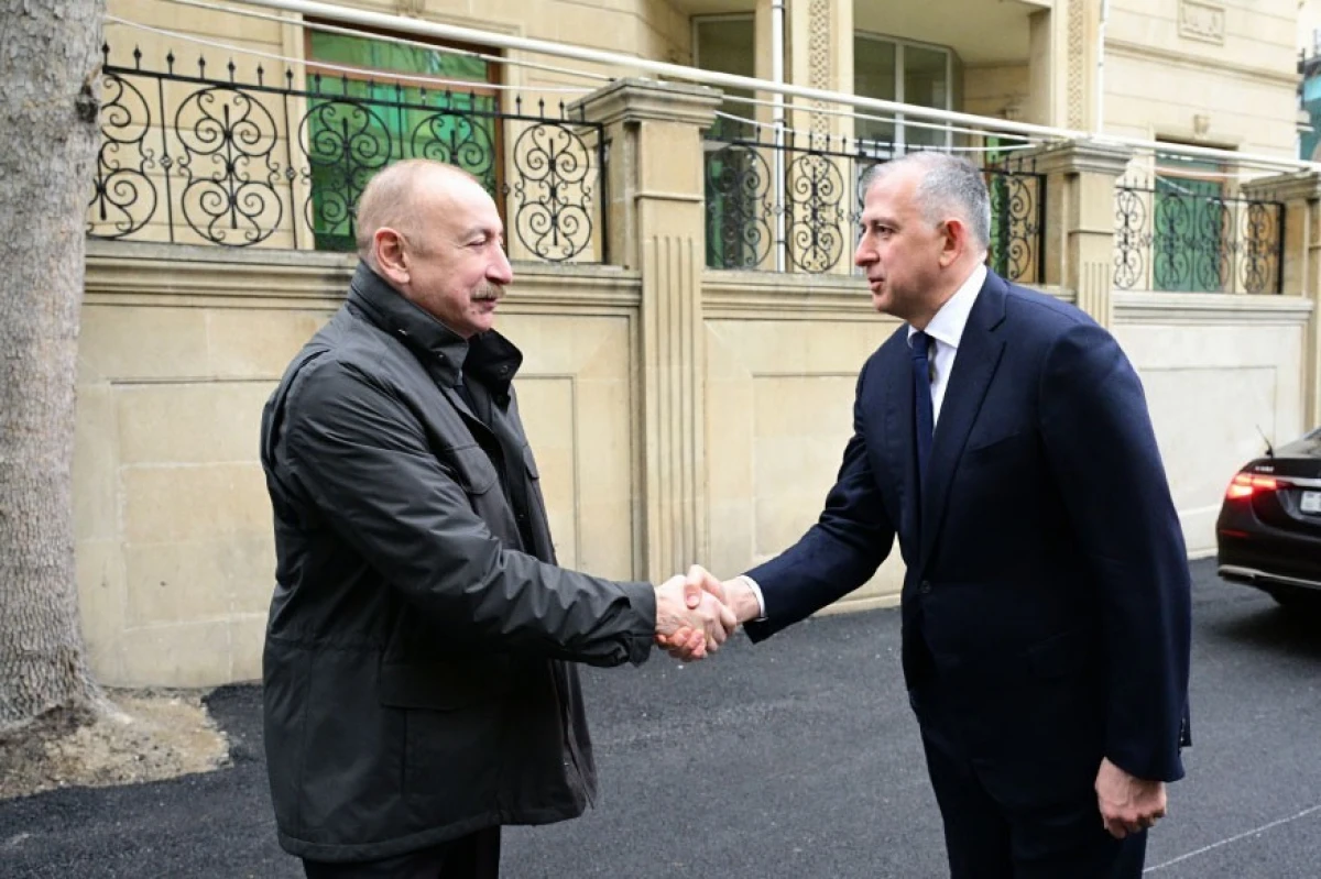 Prezident İlham Əliyev Gürcüstanın Azərbaycandakı səfirliyində oldu, başsağlığı verdi — 5