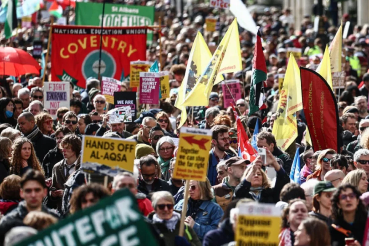 Londonda etiraz aksiyası keçirildi