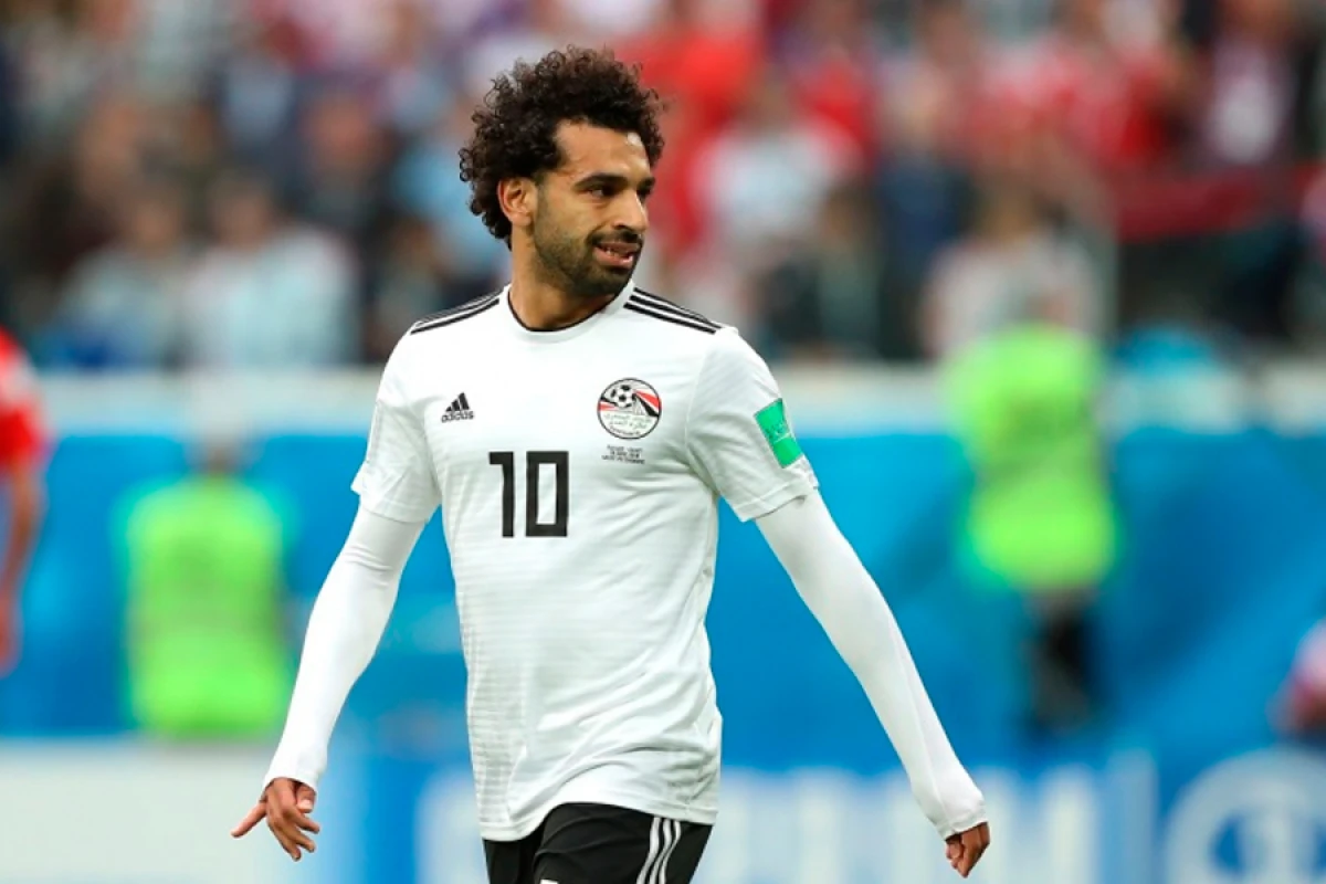 Transfer qalmaqalı: Salahın gələcəyi müzakirə olunur!