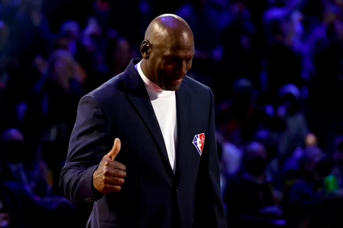 “Mən lənətliyəm” — NBA ulduzu etiraf etdi, uğurunun səbəbini açıqladı