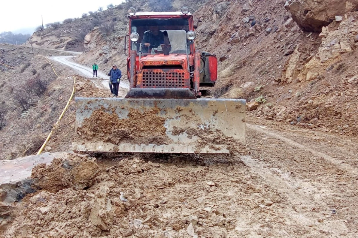 Ordubadda qaya uçqunu oldu - Fotolar — 1