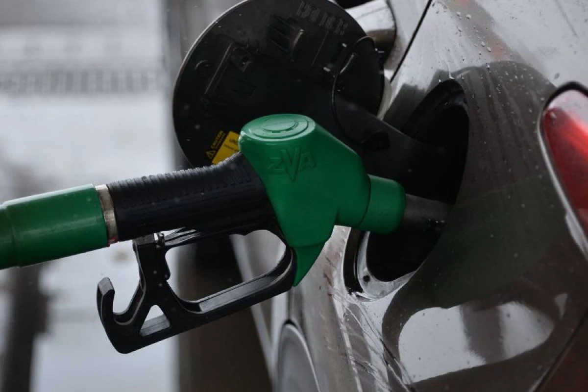 Fransada yanacaq qıtlığı: 1200-dən çox YDM təsirləndi