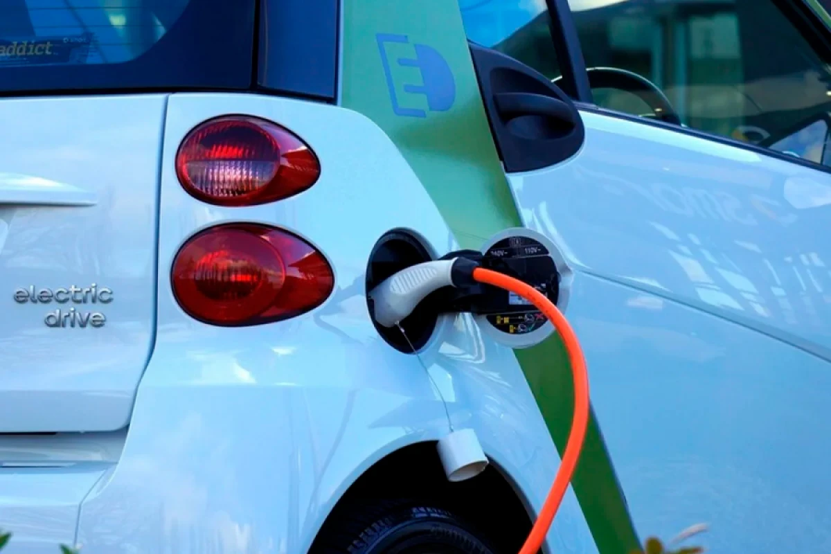 Elektrik nəqliyyatı üçün yeni qaydalar hazırlanır