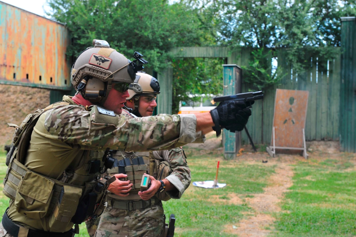 Glock 17: Polimer çərçivəli əfsanə
