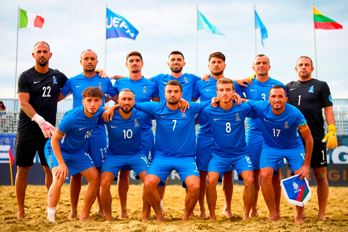 Çimərlik futbolçularımızdan intensiv hazırlıq