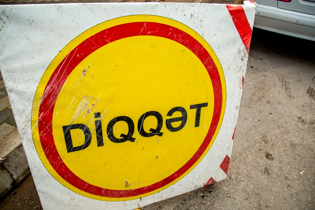 DİQQƏT! Bibiheyət yolunda torpaq sürüşməsi riski yarandı
