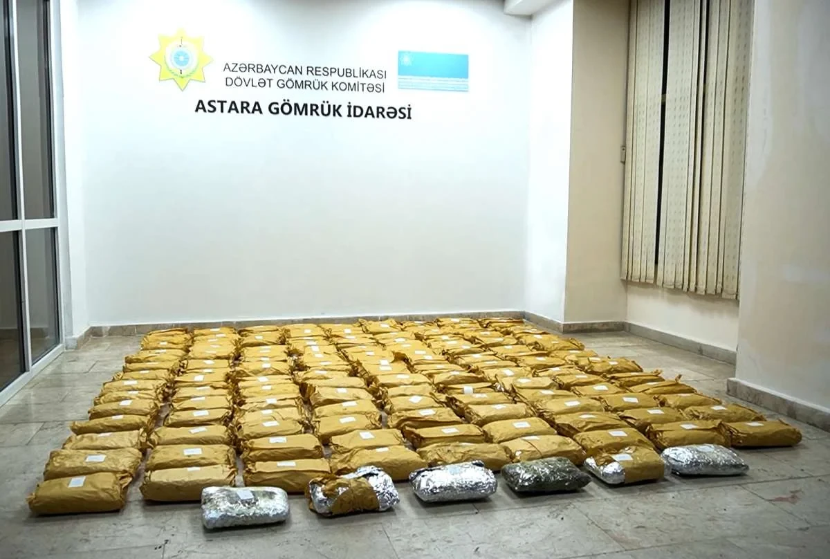 "Kivi yükündə NARKOTİK aşkarlandı — 1