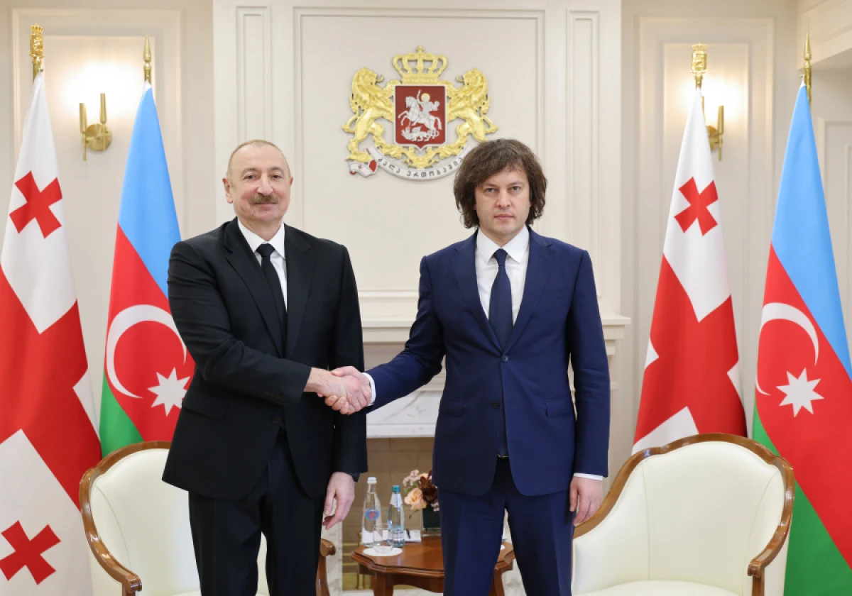 Prezident İlham Əliyevin Gürcüstanın Baş naziri İrakli Kobaxidze ilə təkbətək görüşü oldu — 3