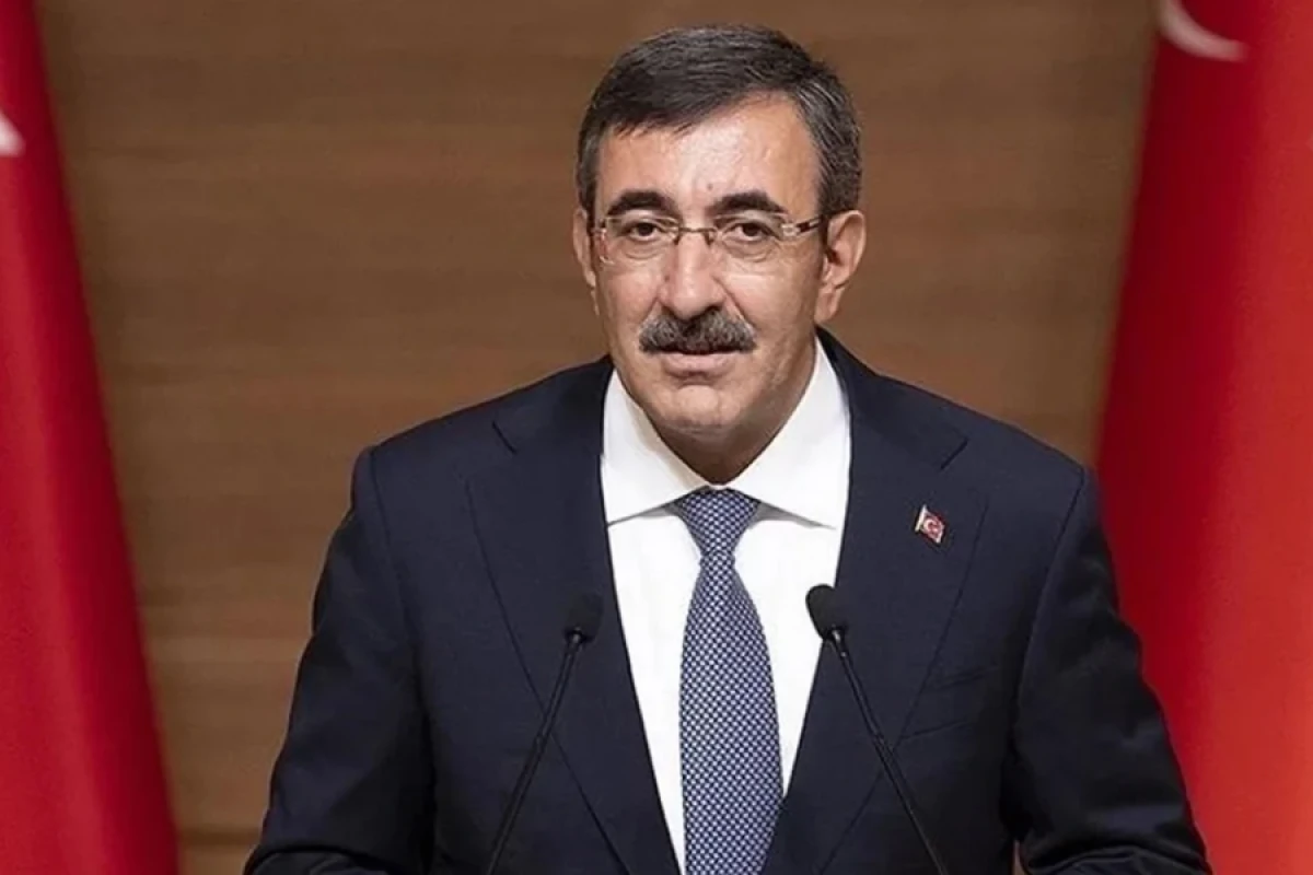 Cevdet Yılmaz: "Türkiyənin sabitliyinin qəsdinə duranlar var"