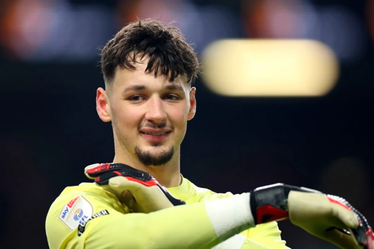 Trafford qərar astanasında - Premyer Liqa klubları sıradadır